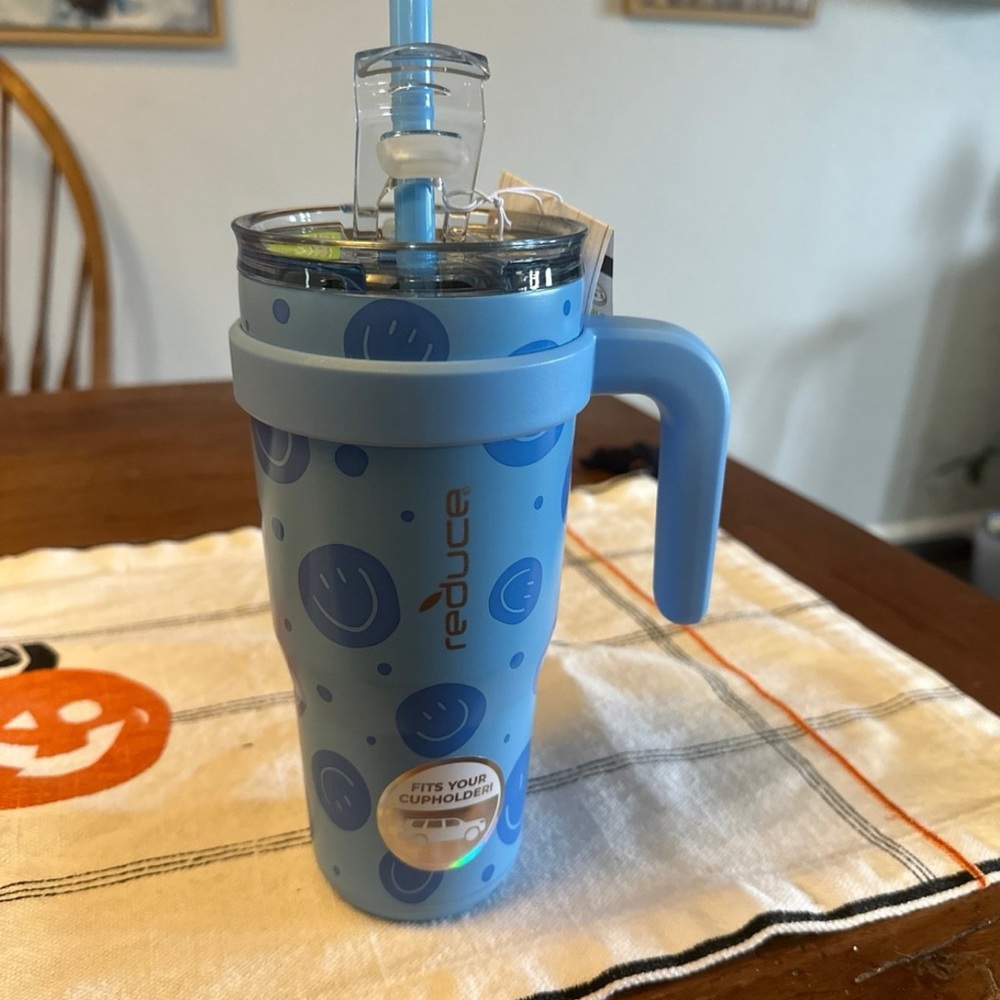 Blue Reduce Tumbler with Straw